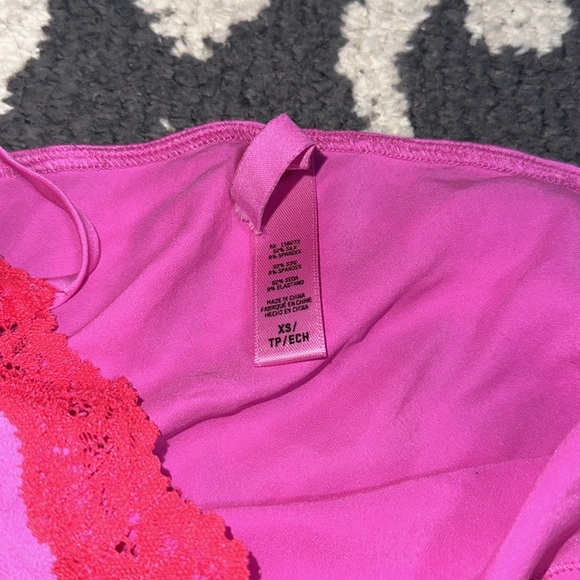 SKIMS Lace Trim Silk Cami & Short Set | Valentine’s Collection - Picture 5 of 7